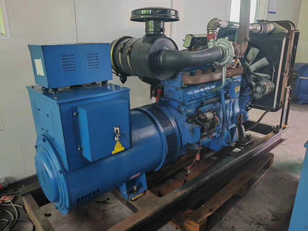佳木斯100kW柴油发电机组使用多级机油有哪些优缺点？